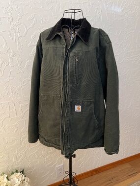 Carhartt Sandstone Ridge Barn Jacket in Moss Green